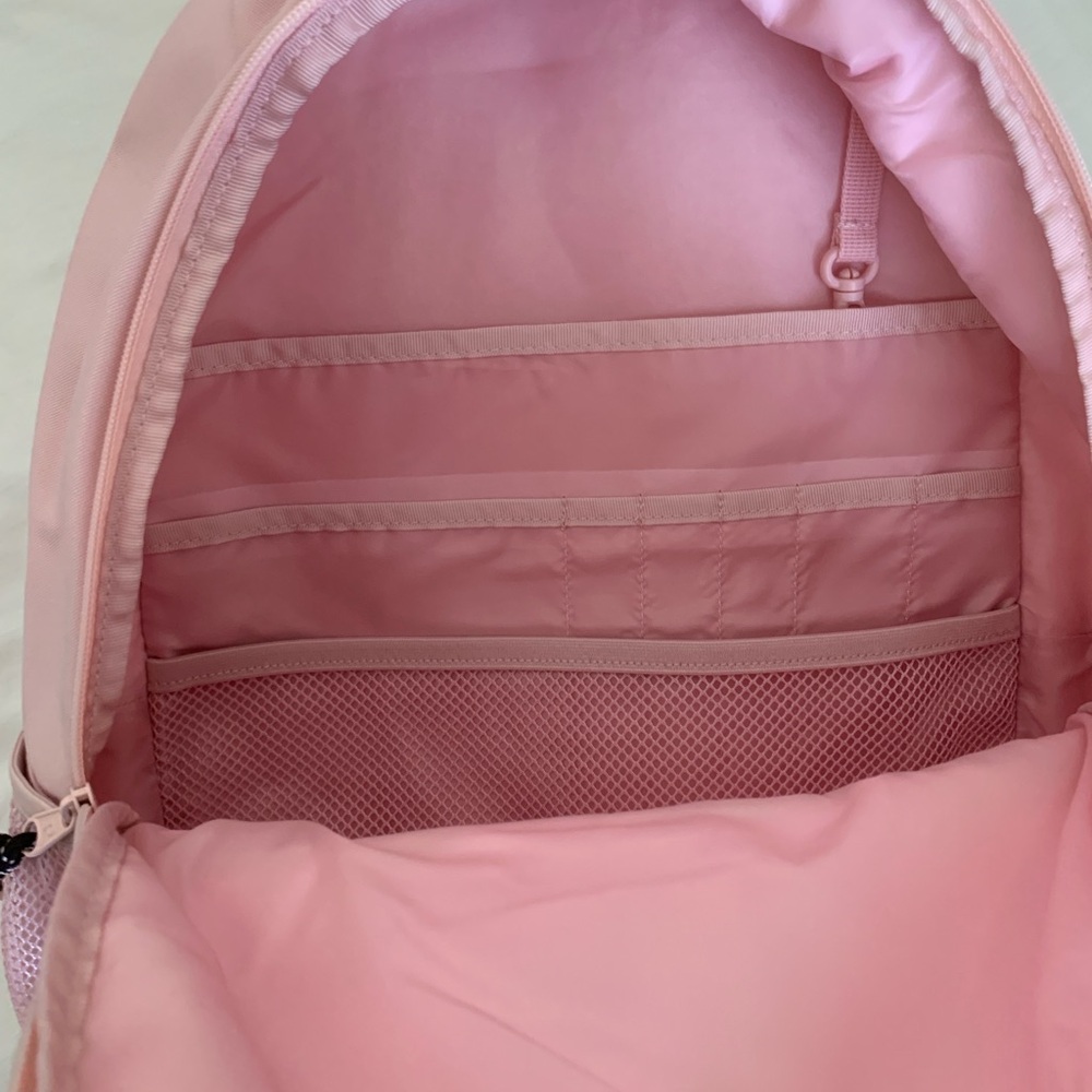 NWT Victoria’s Secret PINK Classic Canvas Laptop Backpack Dollhouse Pink - Picture 5 of 8